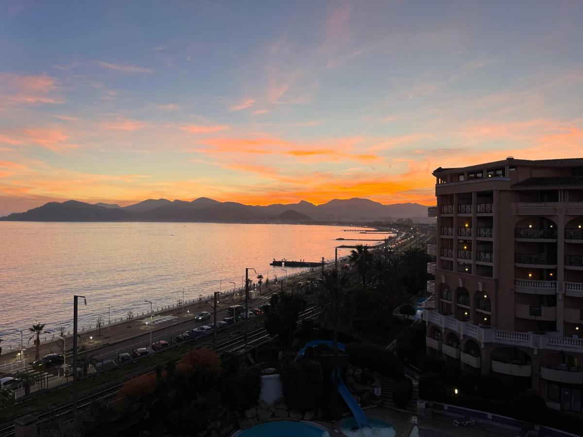 Cannes Apartment With Sea View, Aircondition And Parking Bagian luar foto